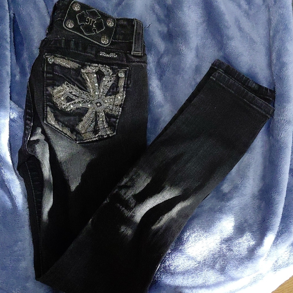 Miss Me Dark Skinny Jeans with Intricate Pocket Design